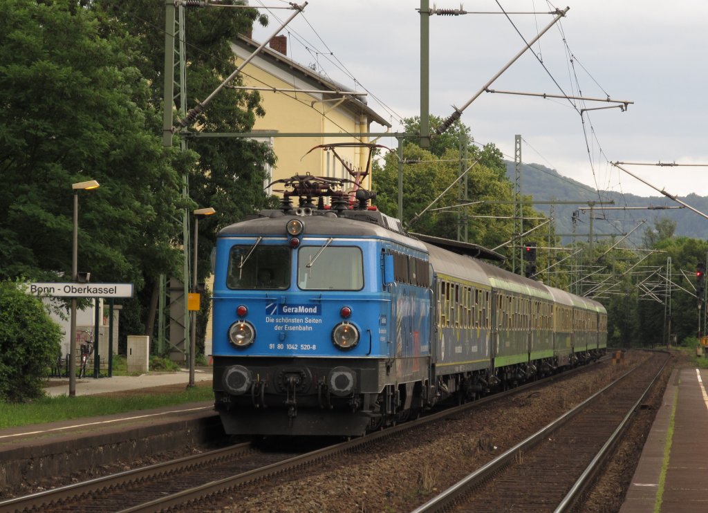 Centralbahn 1042 520-8 am 19.5.2011 durch Bonn-Oberkassel.