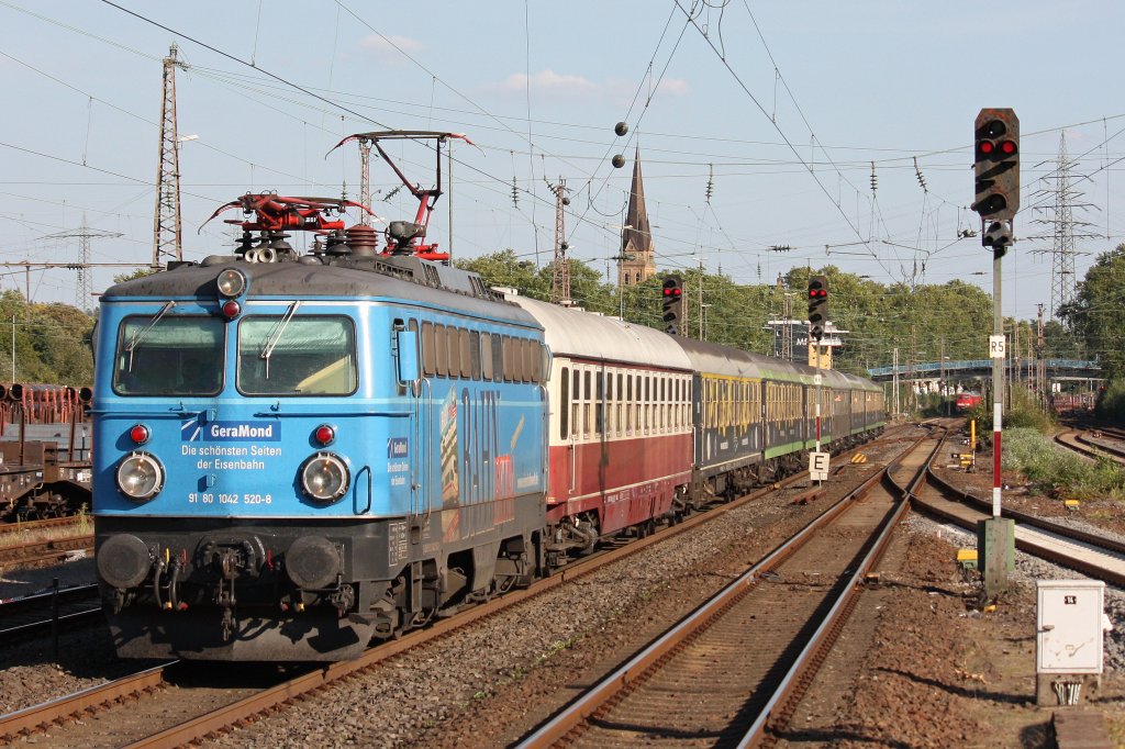 CentralBahn 1042 520 am 9.9.12 mit einem Suferzug bei der Durchfahrt durch Mlheim-Styrum.
