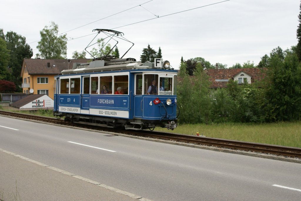 CFe 2/2 4 am 12.6.10 unterhalb von Langwies.