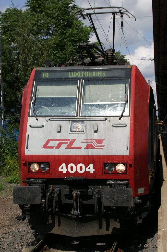 CFL 4004 mit RE nach Luxemburg am 19.8.11 in Trier Hbf