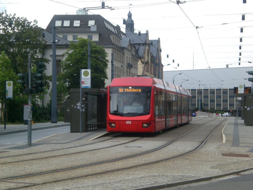Chemnitz: Variobahn auf der Linie 522 nach Stollberg am Hauptbahnhof.(4.8.2011)