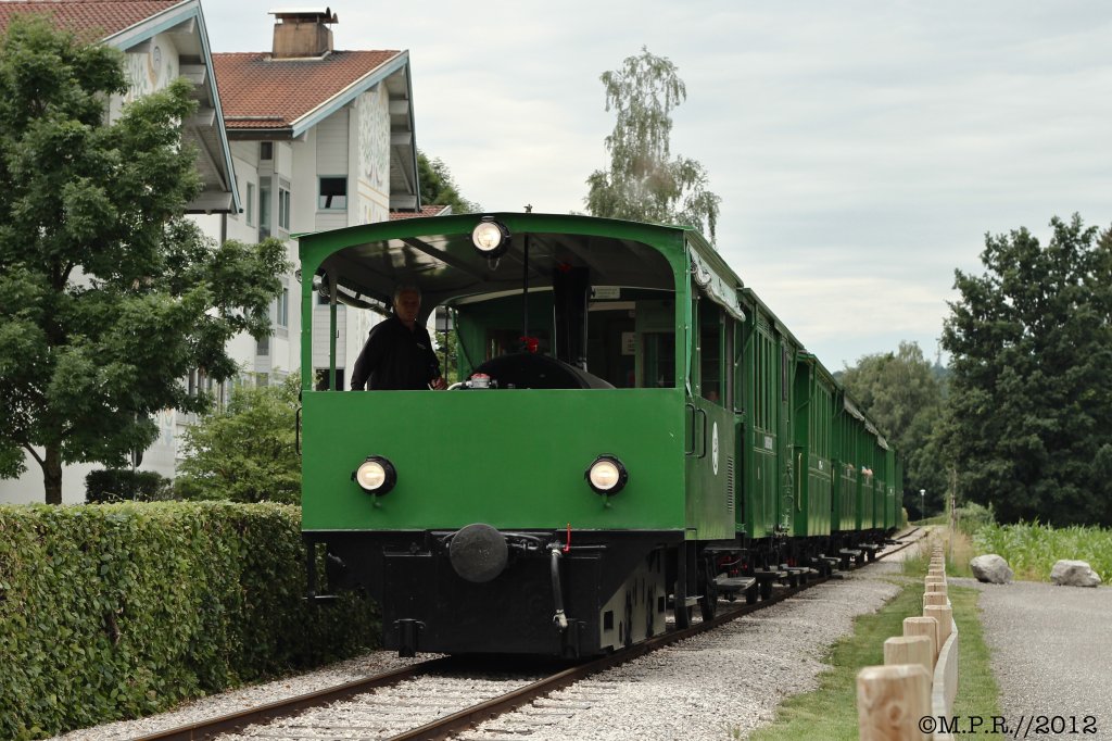 Chiemseebahn am 10.7.2012 bei Prien a. Chiemsee.
