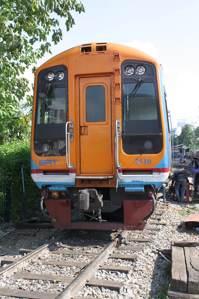 Class 158 Express Sprinter 2510 am 14.Mai 2012 im Depot Hua Lamphong. 

