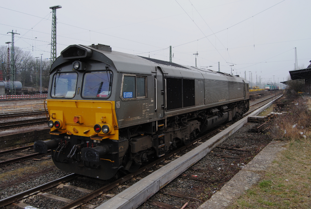 Class 66 DE6306 abgestellt in Aachen West am 23.3.2013