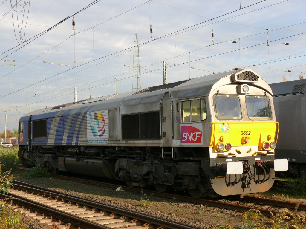 Class66, SNCF 6602 abgestellt im Krefelder Hhf. nach der HU.(31.10.2009)
