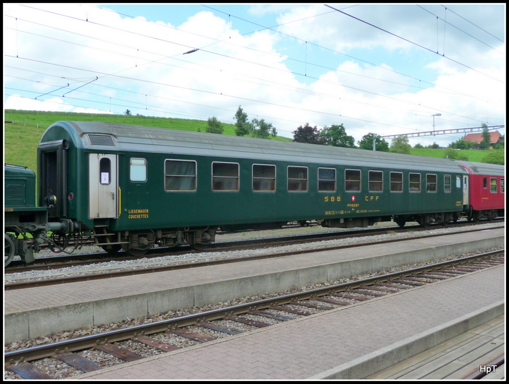 CLUP Bm 22-70  - (Ex SBB) Liegewagen  Bcm 56 85 50-70 204-3 in einem Extrazug aus Schaffhausen im Bahnhof Sumiswald-Grnen am 09.06.2012