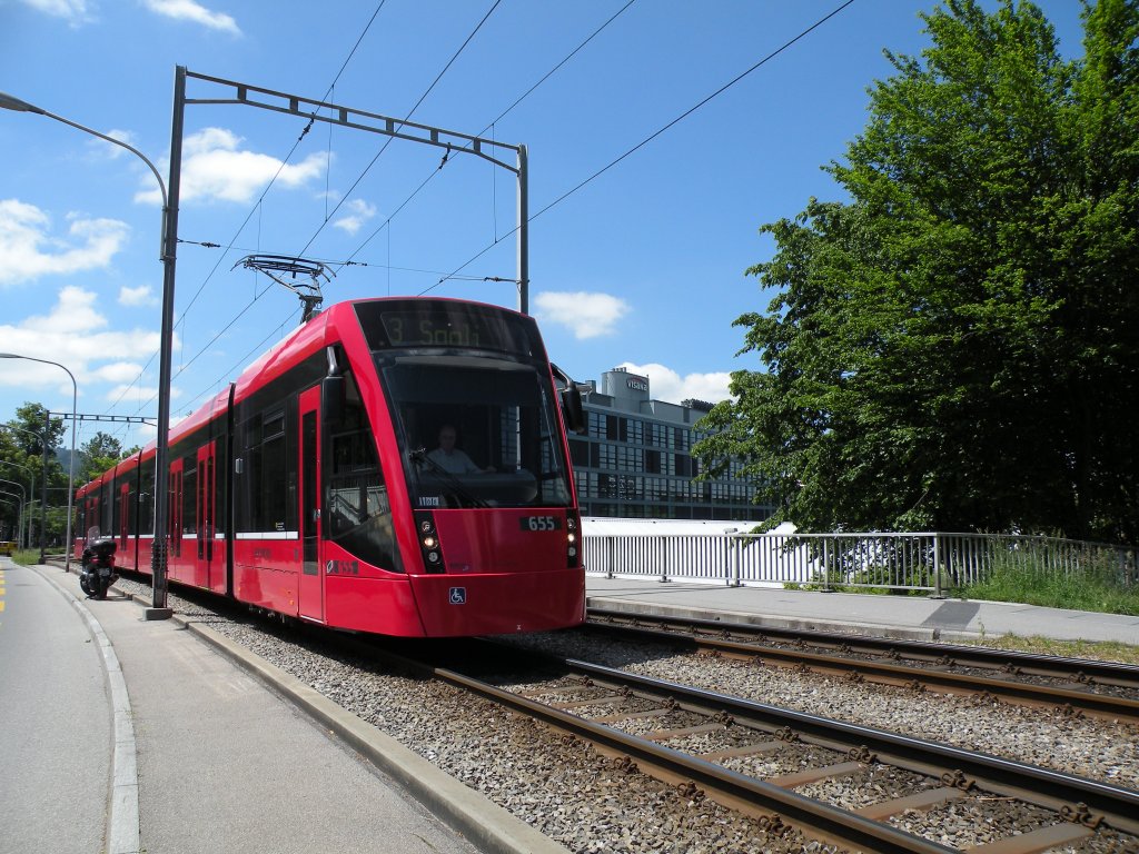 Combino mit der Bertriebsnummer 655 fhrt zur Endstation Saali. Die Aufnahme stammt vom 04.06.2010.