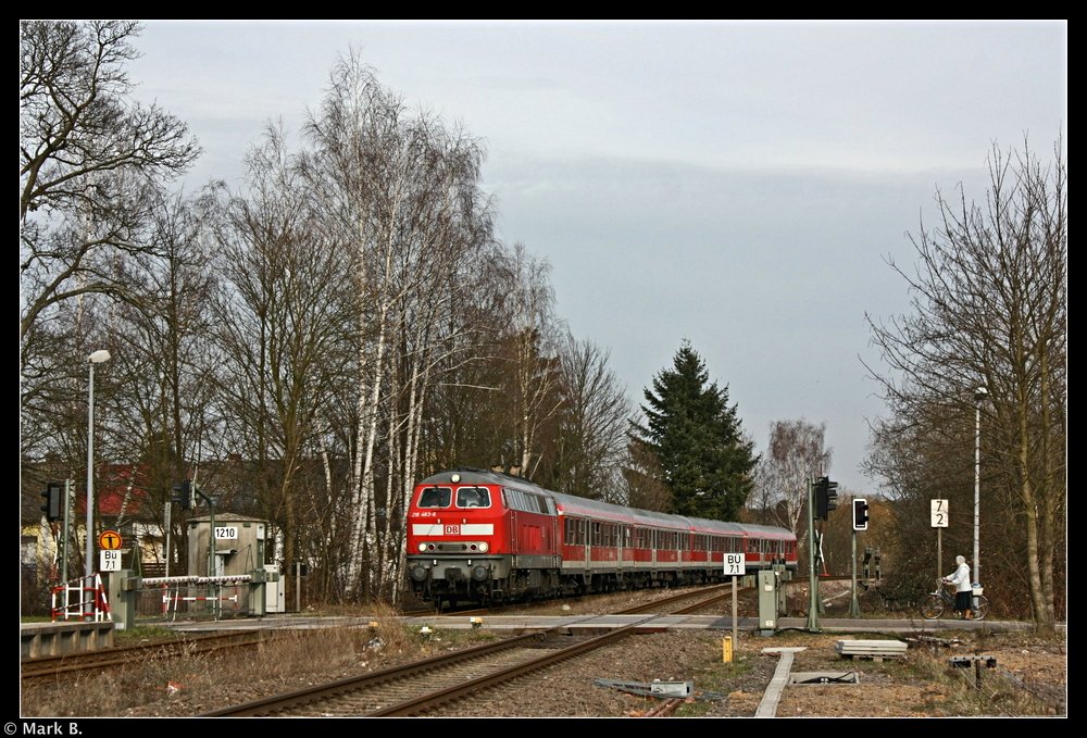 Comeback der 218, Karlsruhe-Neustadt! 218 483 fhrt in Kandel ein. Aufgenommen am 18.03.10.