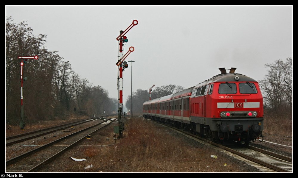 Comeback der 218, Karlsruhe - Neustadt! 218 130 fhrt mit ihrem RE aus Winden aus und macht sich auf nach Neustadt. Aufgenommen am 12.03.10