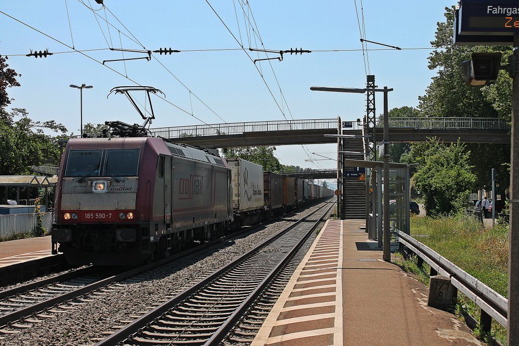 Crossrail 185 590-7 mit einem KLV bei der Durchfahrt Orschweiers gen Norden. (20.07.2013)