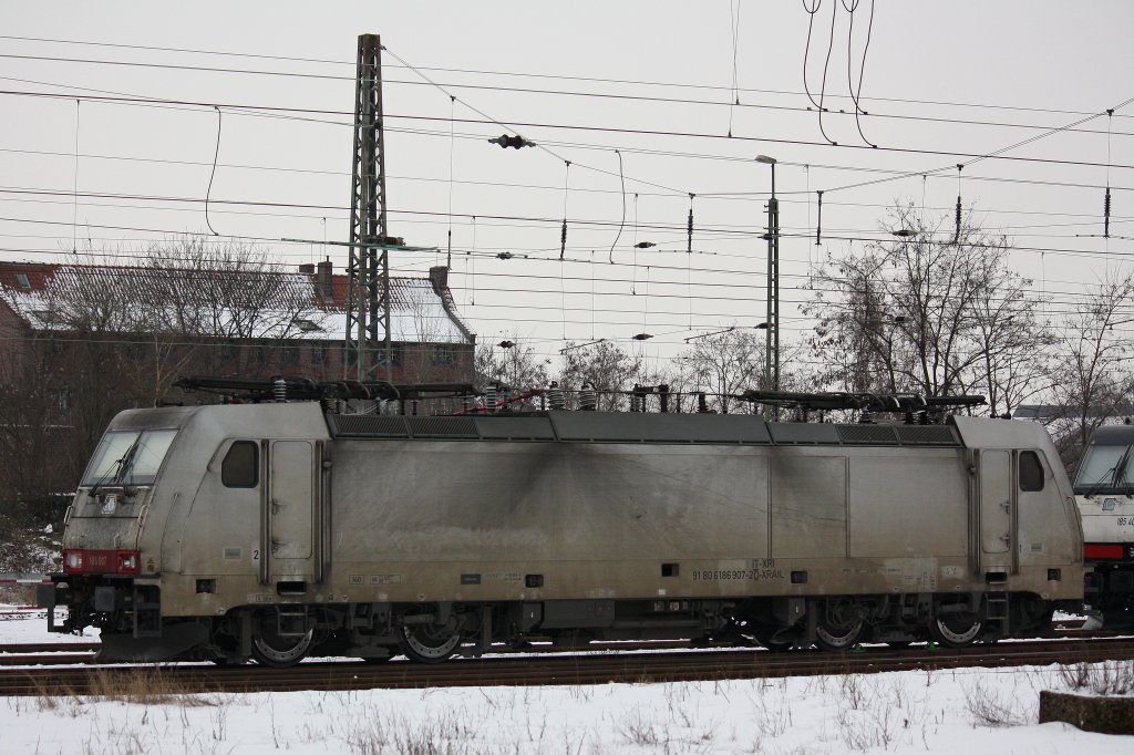 Crossrail 186 907 am 26.1.13 abgestellt in Krefeld Hbf.