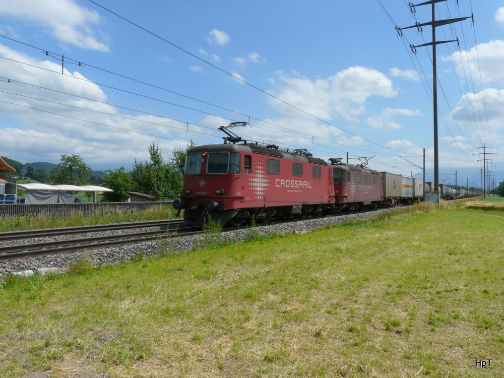 Crossrail - 436 112-7 mit 436 114-3 vor Gterzug unterwegs bei Kiesen am 22.06.2012