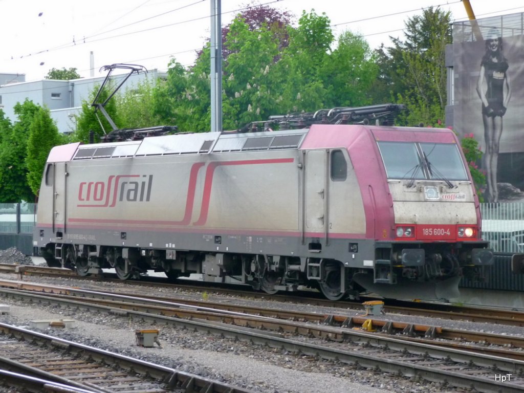 Crossrail - Lok 185 600-4 abgestellt im Bahnhof Thun am 15.05.2010