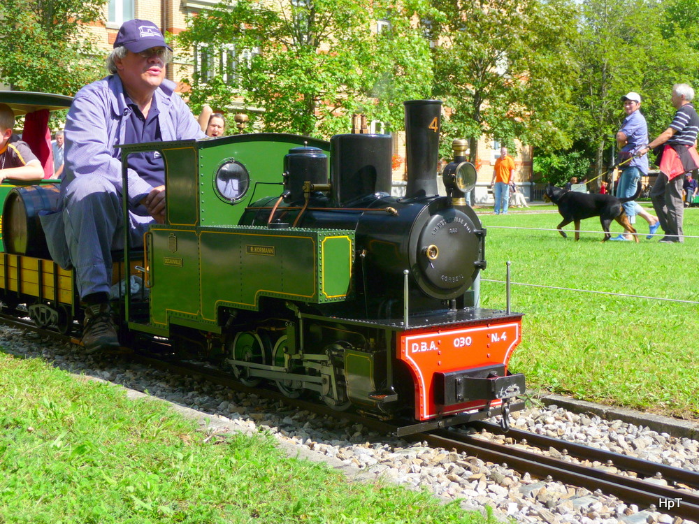 Dampfbahn Aaretal Mnsingen - Dampflok 030 Decauville Nr. 4 Spur: 7 1/4 Zoll Baujahr: 1995 Gewicht: ca. 350 kg unterwegs am 29.08.2010