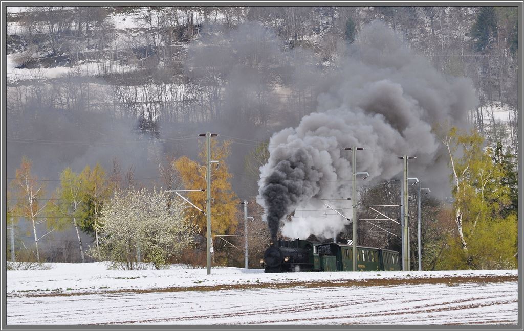 Dampfextrazug mit G 4/5 107  Albula  am Bonaduzer Stutz. (21.04.2013)