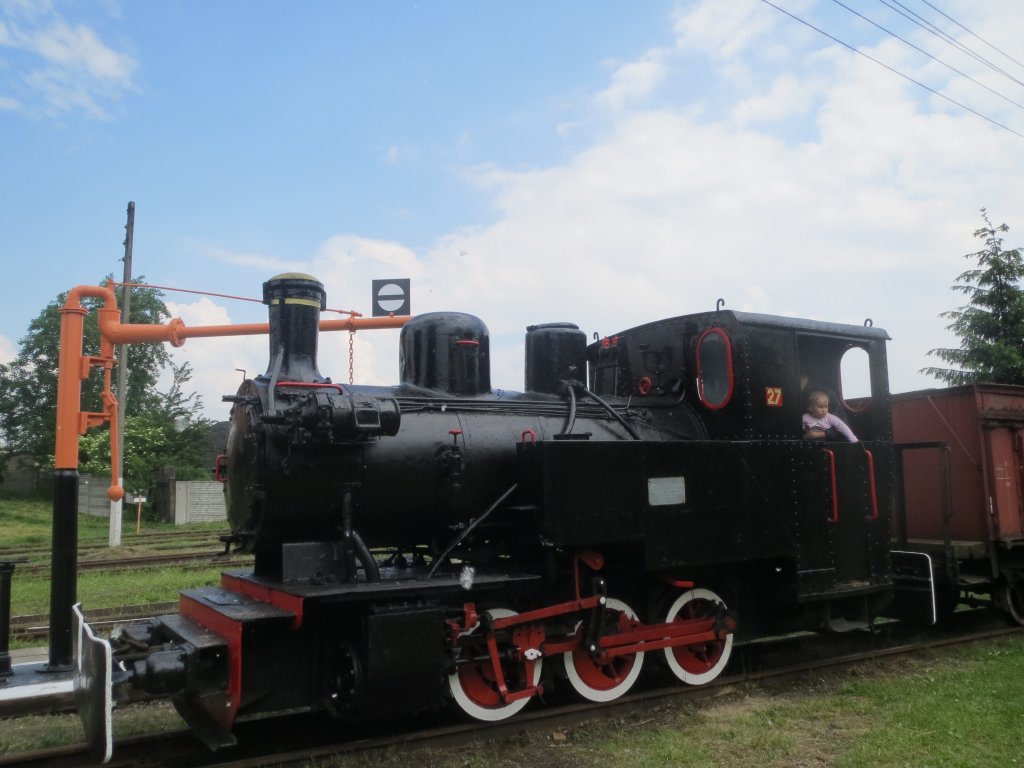 Dampflok 27 der Oberschlesischen Schmalspurbahn in Beuthen-Karf (Bytom-Karb) bei der Industriada der Woiwodschaft Schlesien am 8. Juni 2013.