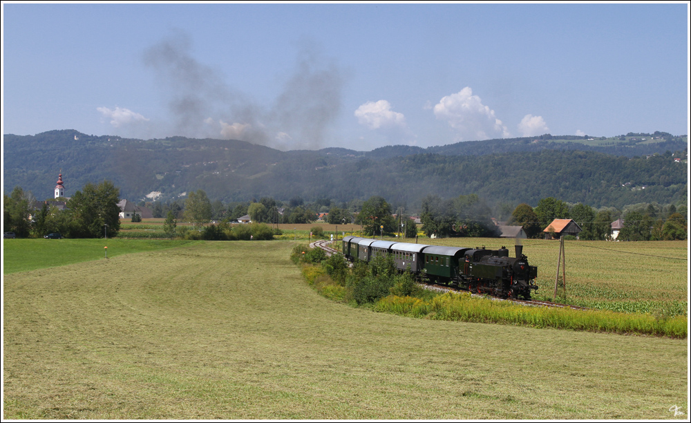 Dampflok 93.1332 bei der NbiK Veranstaltung  Nostalgie Total  auf der Fahrt von Weizelsdorf nach Ferlach. Kappel an der Drau  21.8.2011
