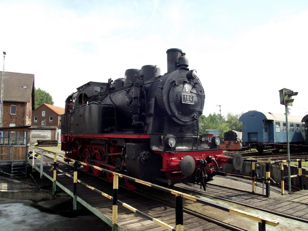 Dampflok aus Darmstadt Kranichstein alias DME 184 am 06.08.11 in Hanau