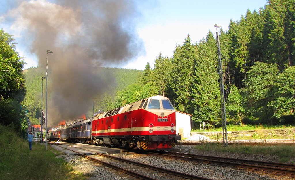 Dampflokfreunde Berlin e.V. 119 158-4 als Schublok am DPE 88574 von Meiningen nach Berlin-Schneweide Pbf, bei der Durchfahrt in Oberhof (Thr); 04.09.2010