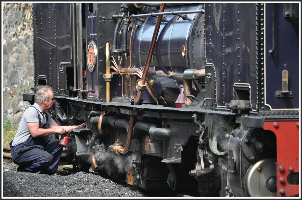 Dank guter Pflege im Topzustand Garratt Lok 87 der Welsh Highland Railway in Cernarfon. (14.08.2011)