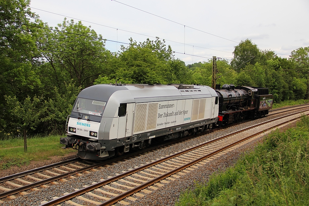 Dank einer Vormeldung eines Fotokollegen, konnte am 13.06.2011 ER20 2007 (223 081-1) bei der berfhrung  der franzsischen Dampflok 140-C-27 Richtung Sden, in Berneburg erlegt werden!
 