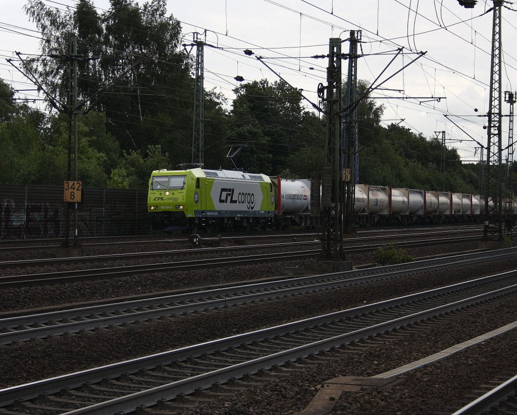 Dann lie sich noch eine 185er der CFL Cargo in Hamburg blicken. Ebenfalls am 09.08.2012