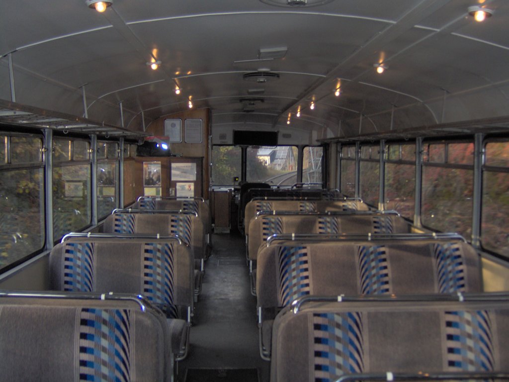 Das Innenleben eines VT98ers der Kasbachtalbahn in Linz am Rhein.