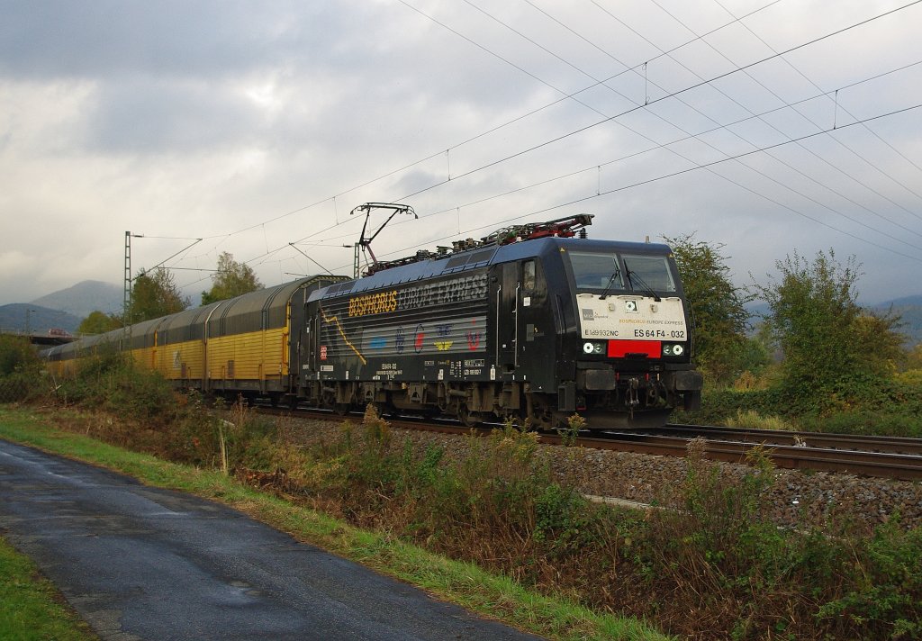 Das letzte mal musste noch weit in den Sden Deutschlands bzw. in den Norden sterreichs gereist erden um 189 932 (ES 64 F4-032) zu sehen. Am 19.10.2010 kam sie mit dem TXL-BMW-Zug in Richtung Sden kurz vor Eschwege West quasi vor der Haustr vorbei.