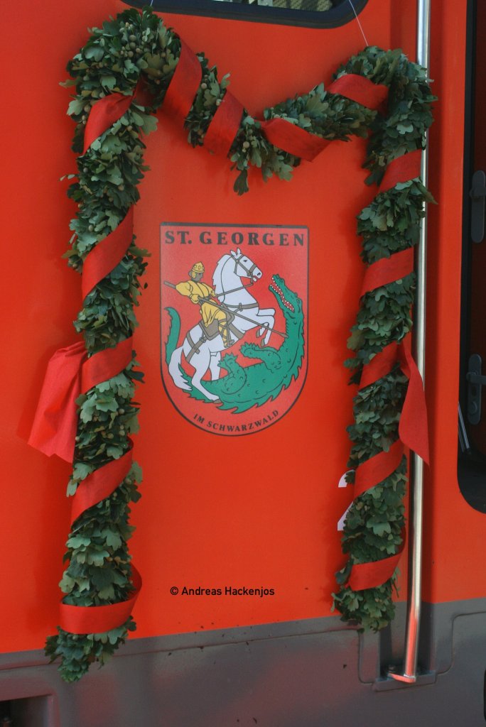 Das Wappen an 146 228-2 kurz nach ihrer Taufe auf den Namen St.Georgen im Schwarzwald am 11.7.10