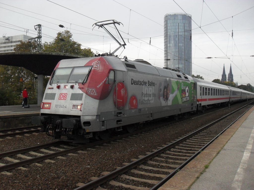 DB 101 040-4 Kinderschokolade in Kln-Deutz am 23.10.10