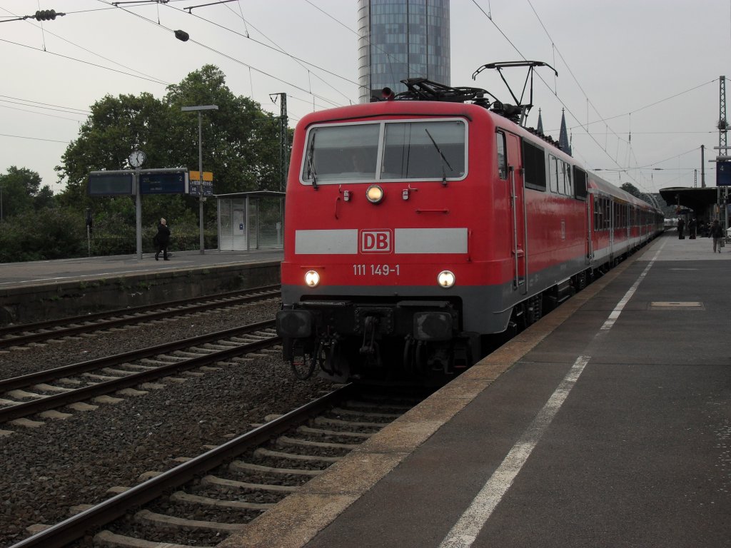 DB 111 149-1 in Kln Deutz am 2.9.10