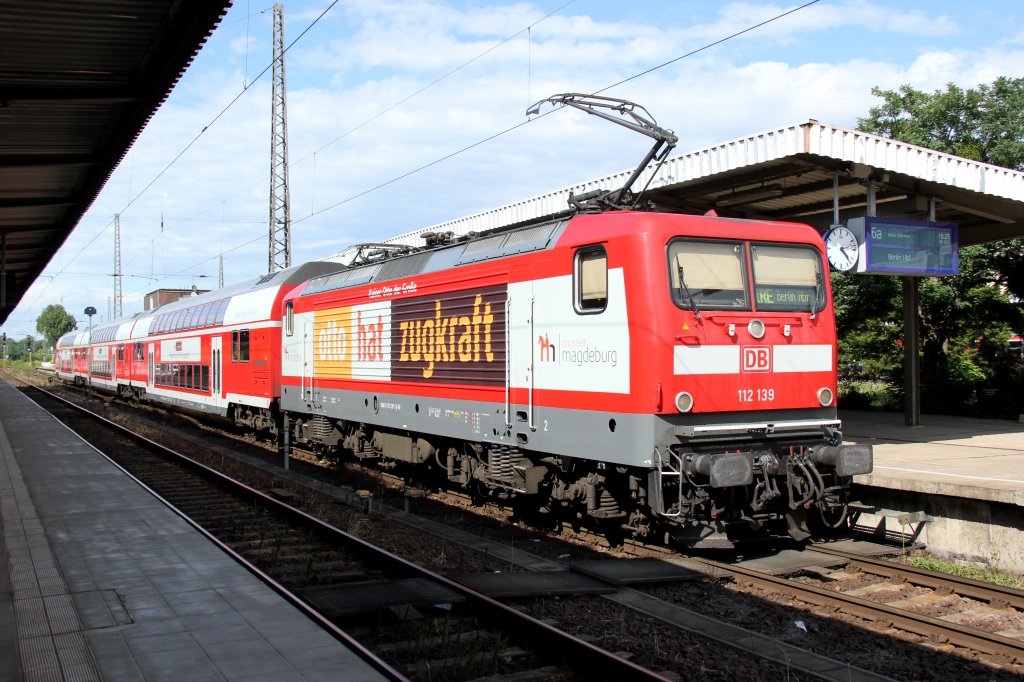 DB 112 139  Otto hat Zugkraft  in Magdeburg Hbf, Juli 2012.