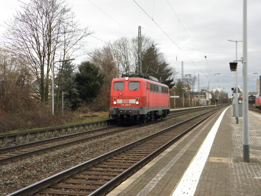 DB 140 459-9 fhrt solo durch Bonn-Beuel am 14.1.11. Gru an den Tf !