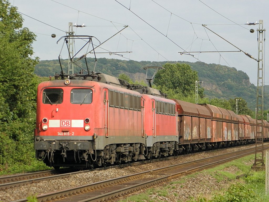 DB 140 815-2 mit Schestermaschine in Limperich am 16.6.2011