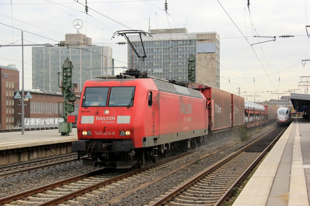 DB 145 024-6 Railion mit G�terzug in Essen Hbf, November 2012.