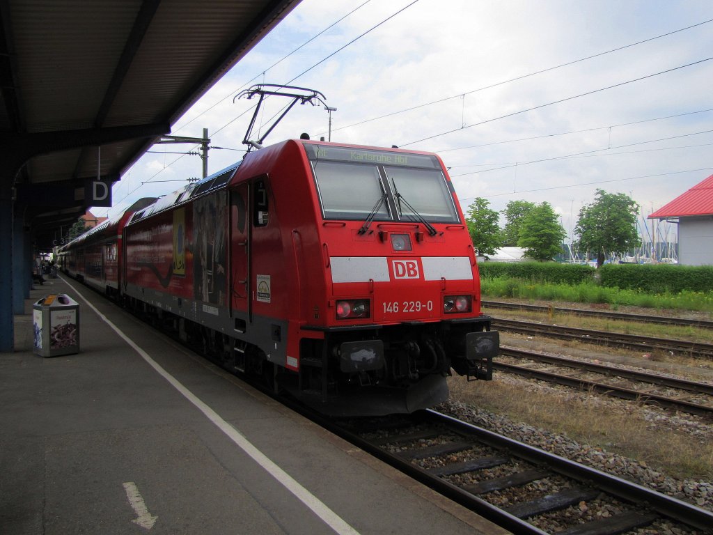 DB 146 229-0  L'Or del'azur  mit dem IRE 5188 von Kreuzlingen (CH) nach Karlsruhe Hbf, im Bf Konstanz; 22.06.2010