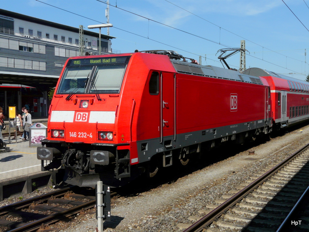 DB - 146 232-4 im Bahnhof von Freiburg i.B am 22.09.2010