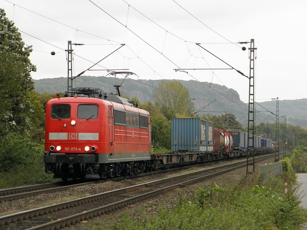 DB 151 073-4 in Limperich am 4.10.2011