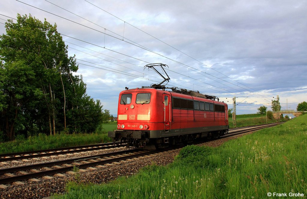 DB 151 140-1 Leerfahrt Richtung Straubing, KBS 880 Nrnberg - Passau, fotografiert bei Taimering am 09.05.2012