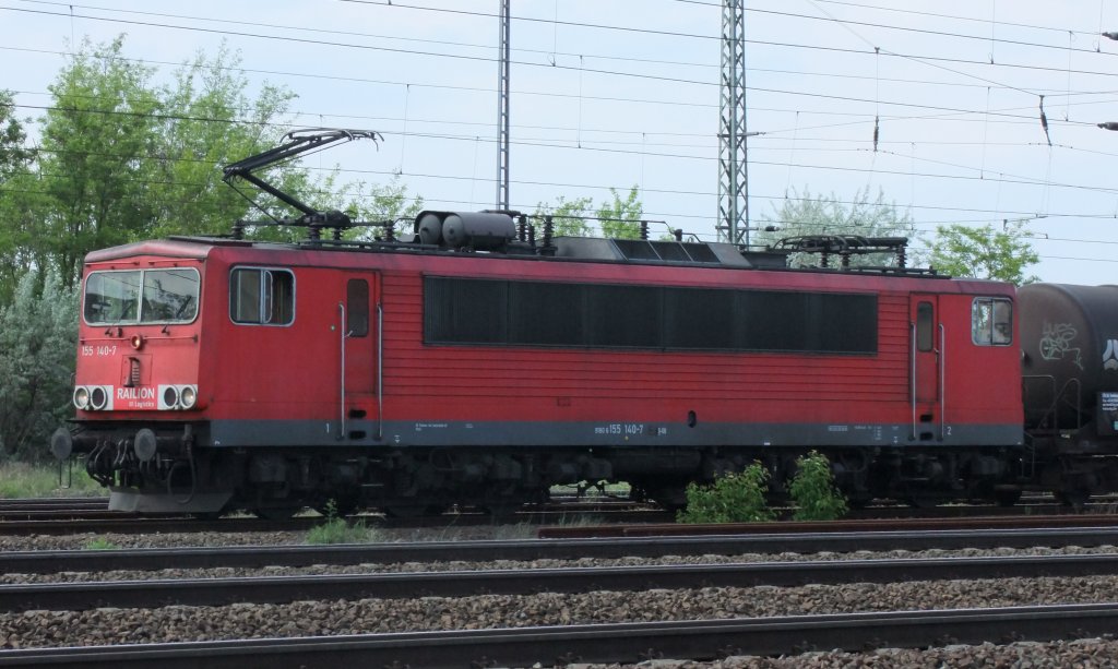 DB 155 140-7 am 8.5.2012 im Bahnhof Bitterfeld