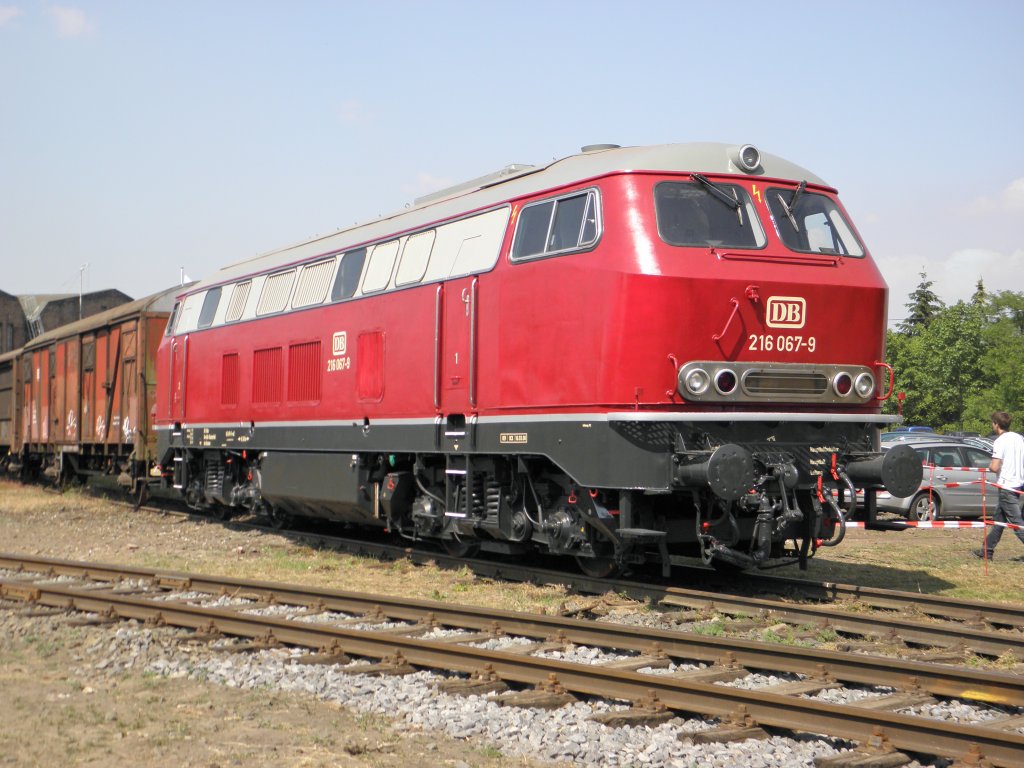DB 216 067-9 in Koblenz-Ltzel am 21.5.2011
