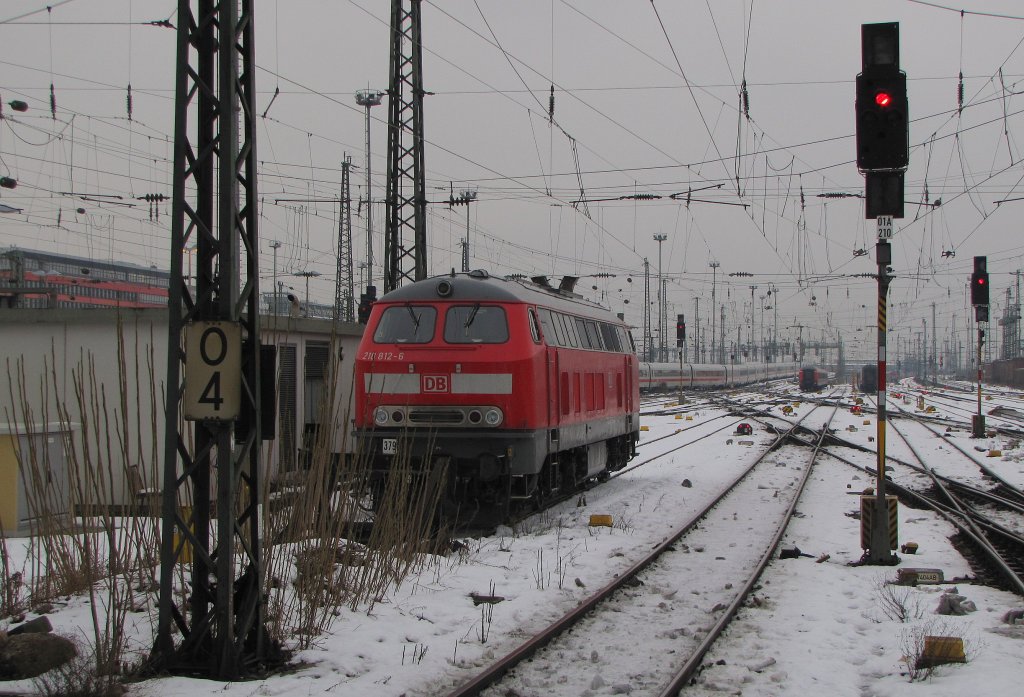 DB 218 812-6 in Frankfurt (M) Hbf; 22.12.2010