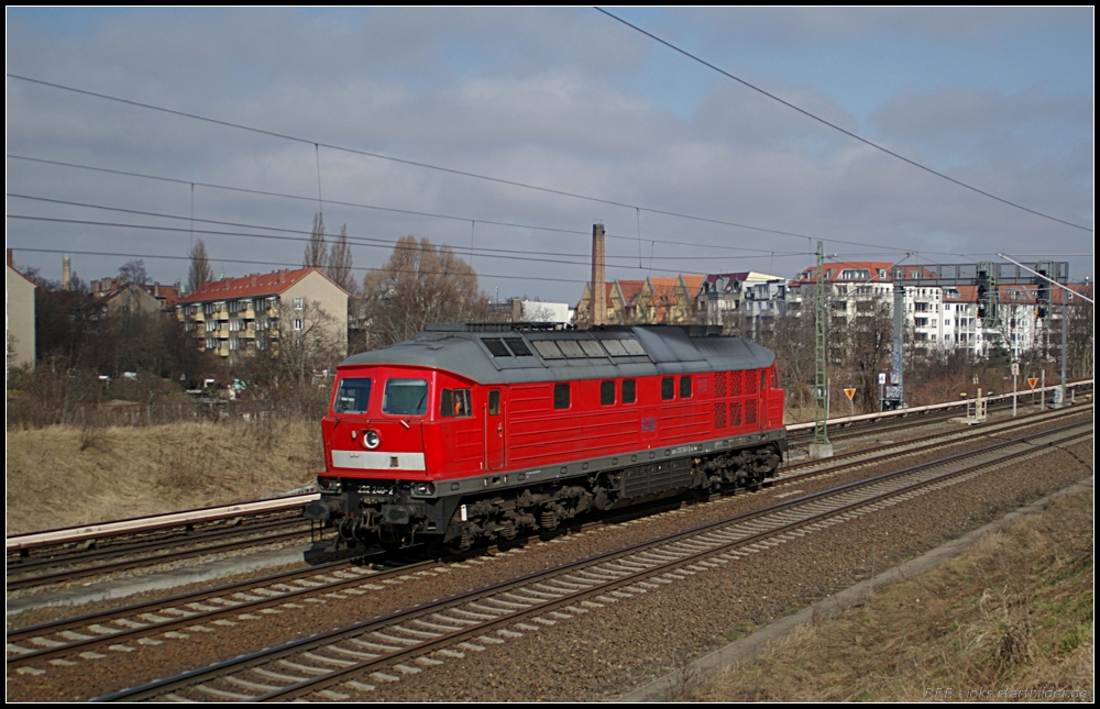DB 232 240-2 solo unterwegs Richtung Nordkreuz (gesehen Berlin Bornholmer Strae 20.03.2011)