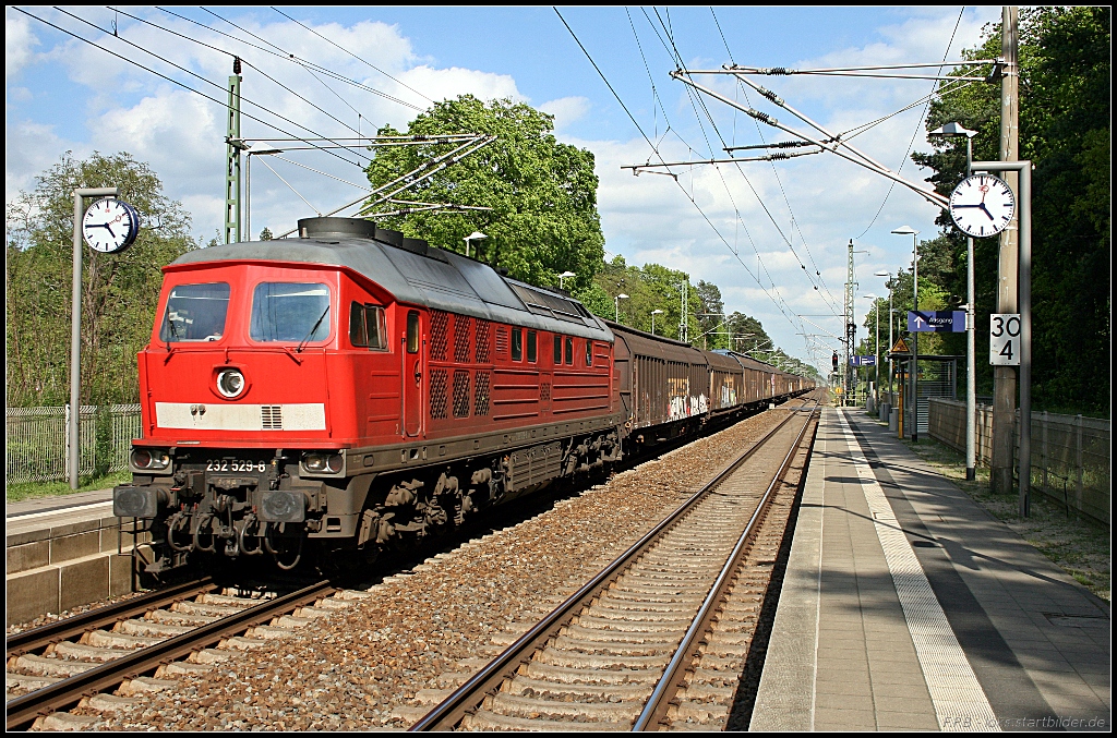 DB 232 529-8 mit Transwaggon-Wagen Richtung Berlin (gesehen Grnheide Fangschleuse 25.05.2010)