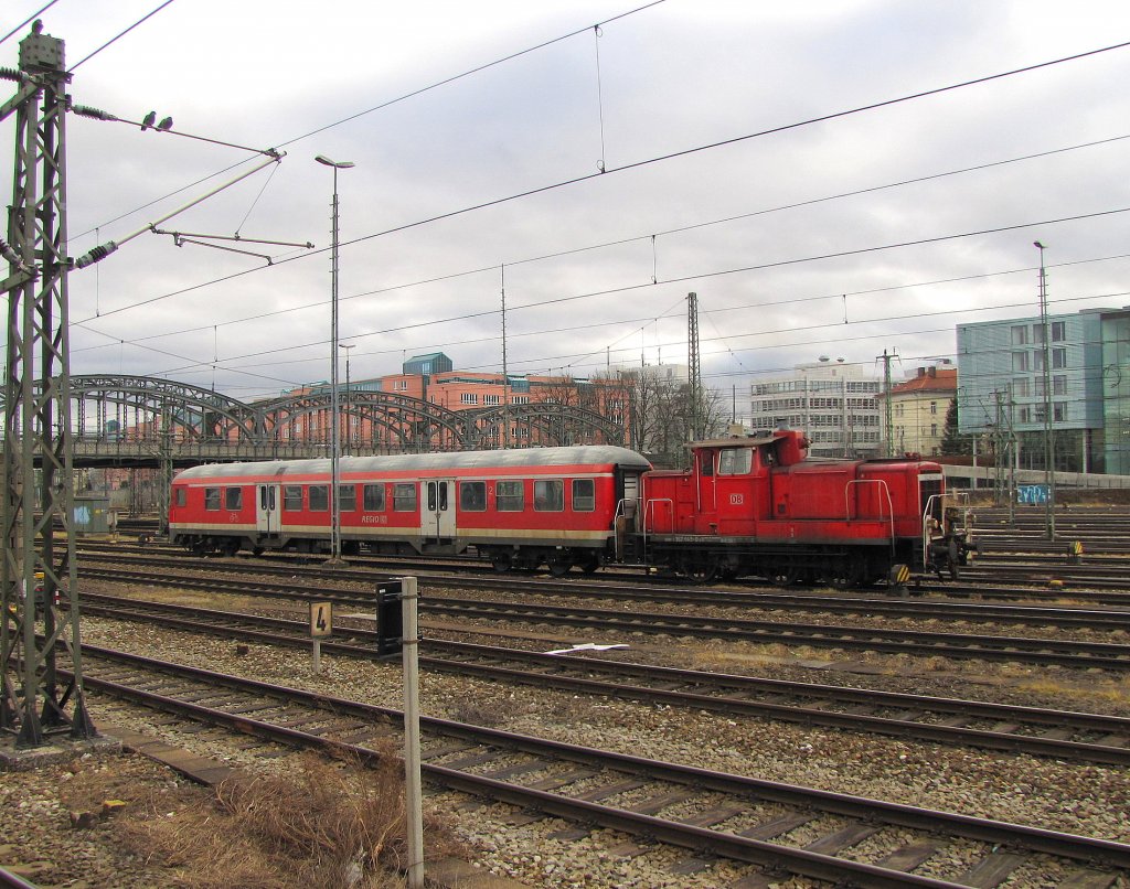 DB 362 845-0 + D-DB 50 80 82-34 337-9 Bnrdzf, in Mnchen Hbf; 14.01.2011