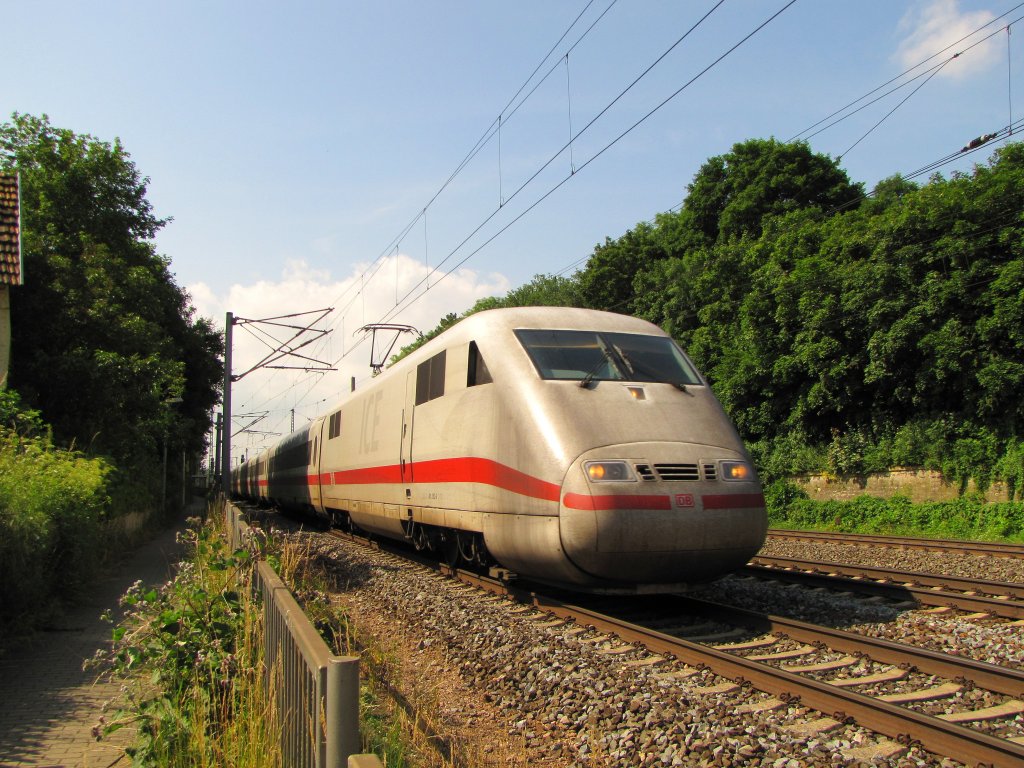 DB 401 052-6  Hanau  als umgeleiteter ICE 694 von Stuttgart Hbf nach Berlin Hbf (tief), am 02.07.2013 in Erfurt Bischleben.