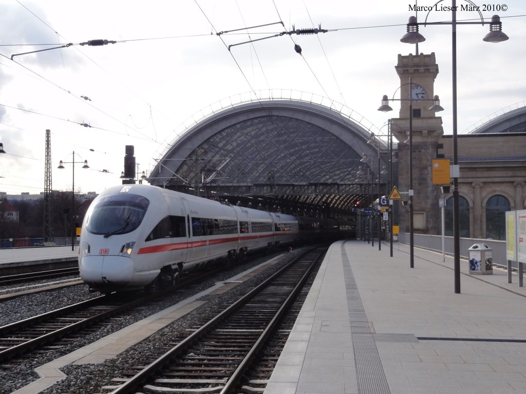 DB 411 verlsst den Dresdener Hbf (Mrz 2010)