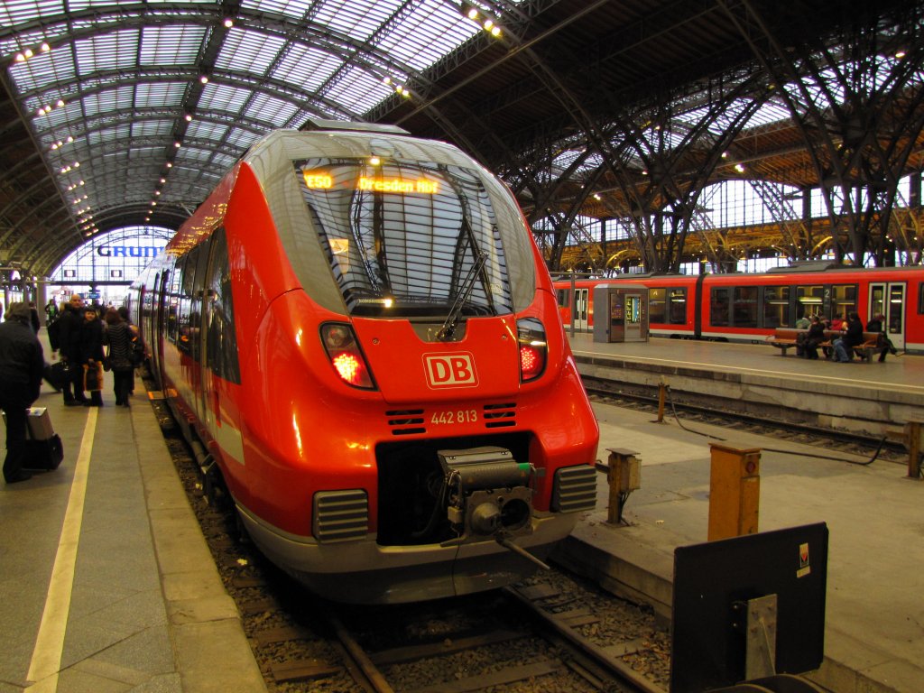 DB 442 813 als RE 17070  Saxonia  aus Dresden Hbf, am 05.01.2013 in Leipzig Hbf.