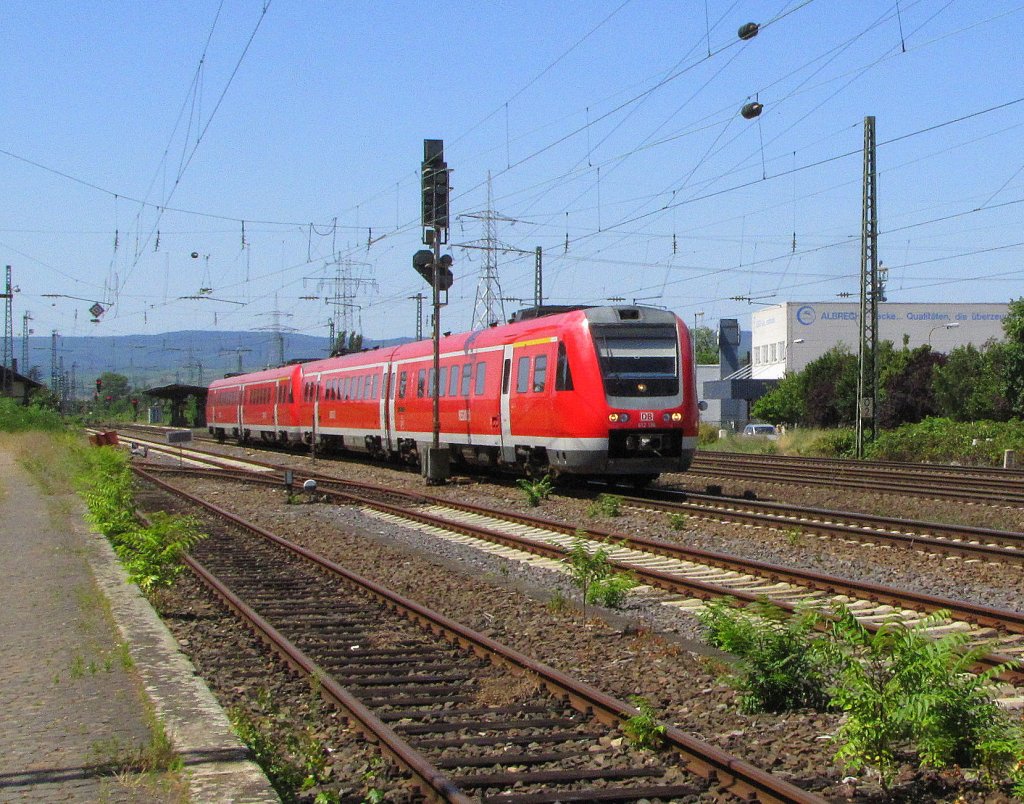 DB 612 136 als RE 3335 von Saarbrcken Hbf nach Mainz Hbf, in Mainz Mombach; 16.07.2010
