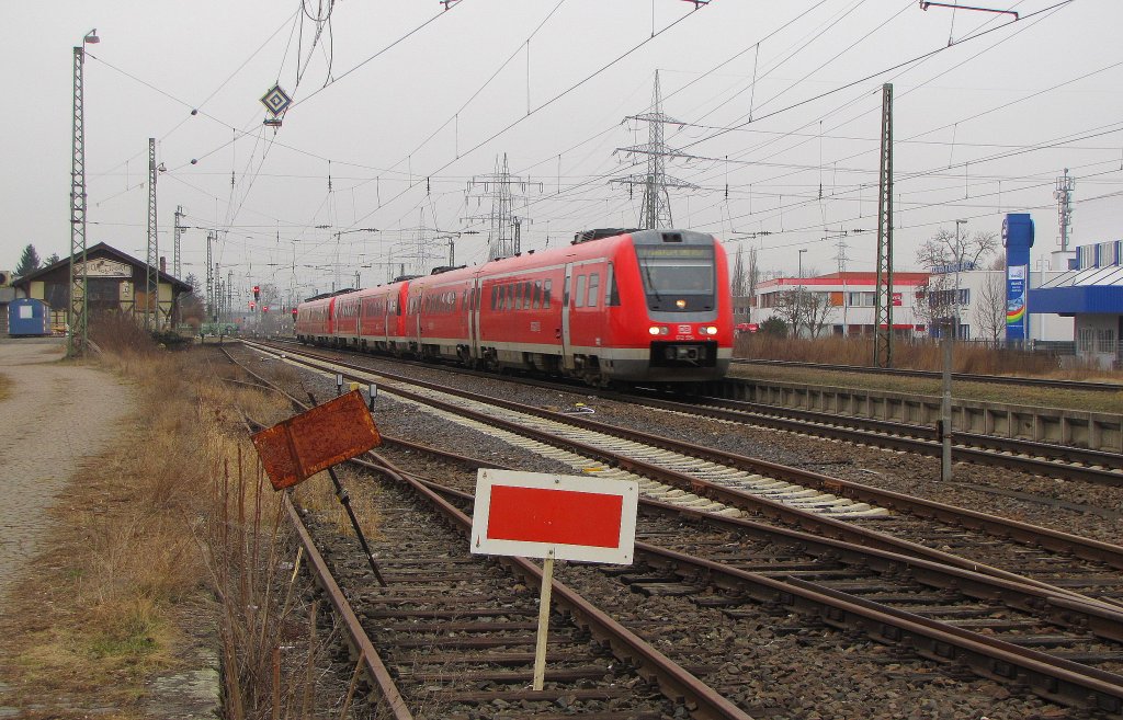 DB 612 554 als RE 3313 von Saarbrcken Hbf nach Frankfurt (M) Hbf, in Mainz-Mombach; 03.03.2012